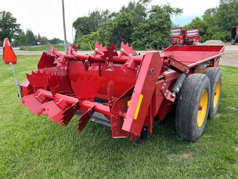 2023 NEW HOLLAND 185HBS MANURE SPREADER