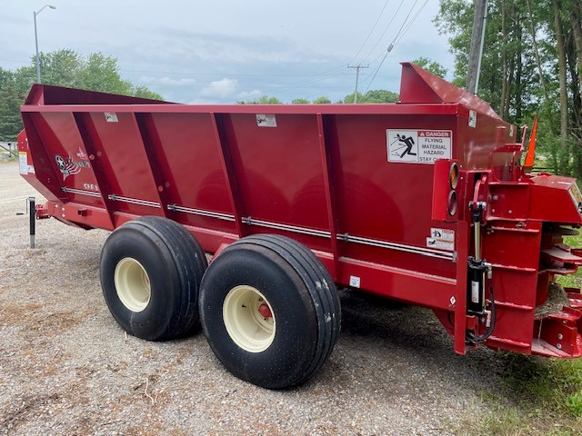 2022 MEYER MANUFACTURING SXR500T CROSSFIRE AUGER MANURE SPREADER