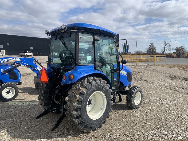 Delta Power Equipment | 2023 NEW HOLLAND BOOMER 40 TRACTOR WITH LOADER