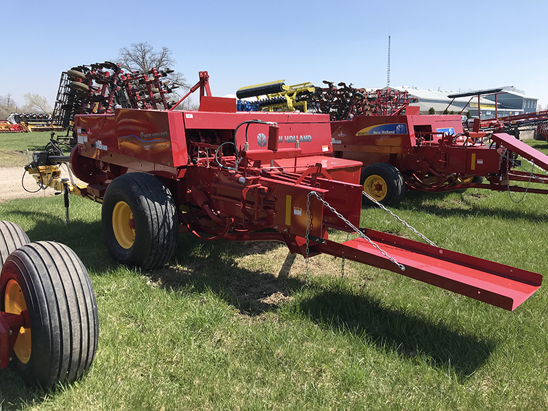 2022 NEW HOLLAND HAYLINER 275 PLUS SMALL SQUARE BALER