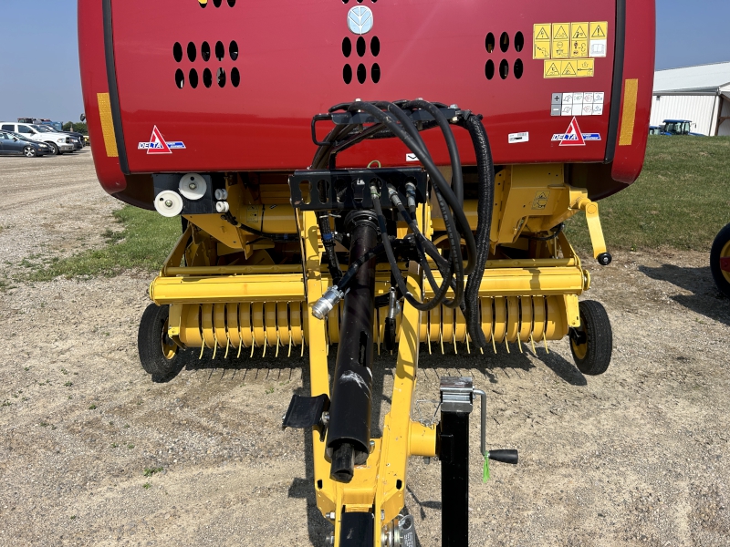 2023 NEW HOLLAND ROLL-BELT 450 ROUND BALER