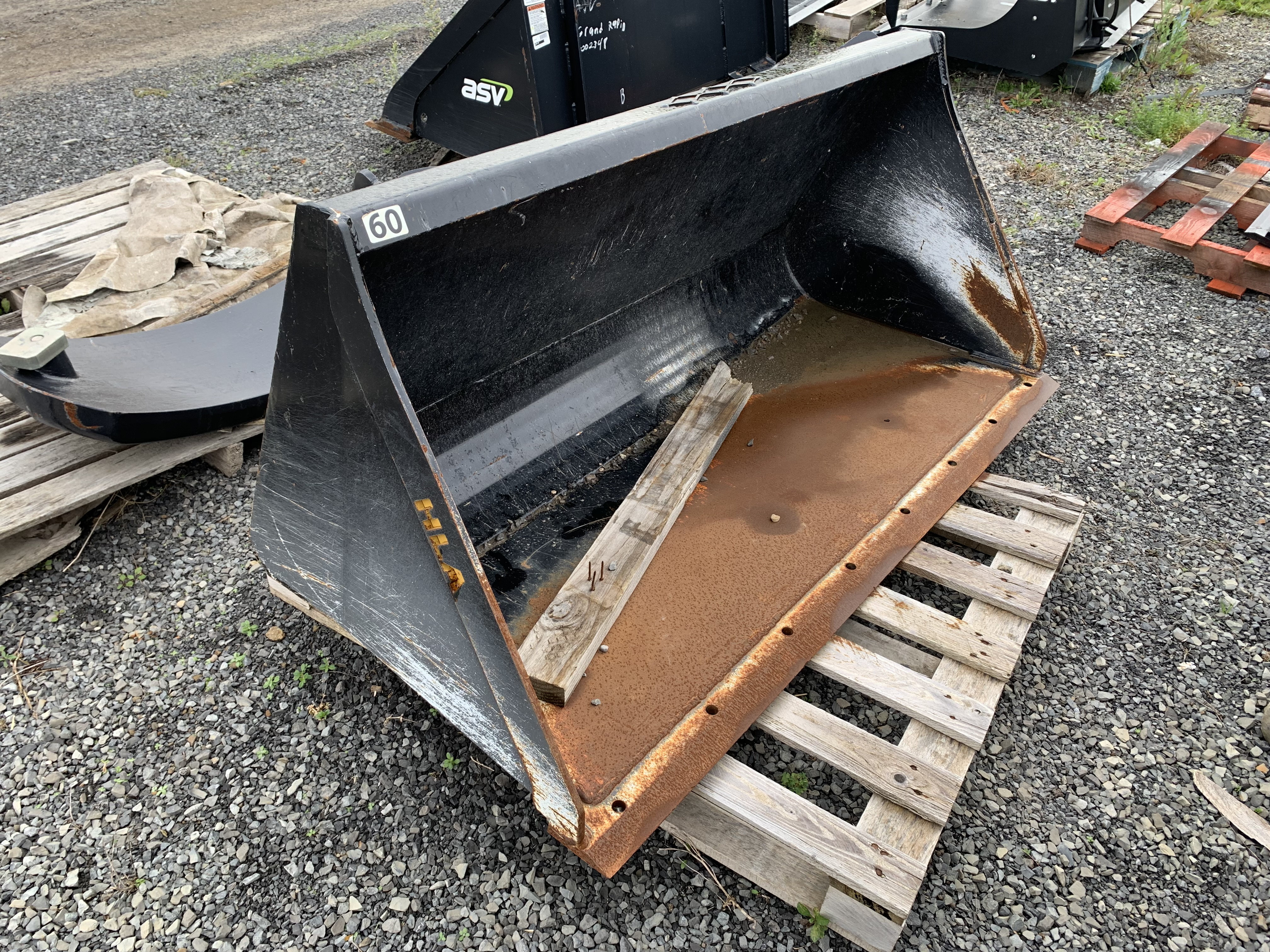 2023 HORST 60 INCH STANDARD DUTY SKID STEER BUCKET