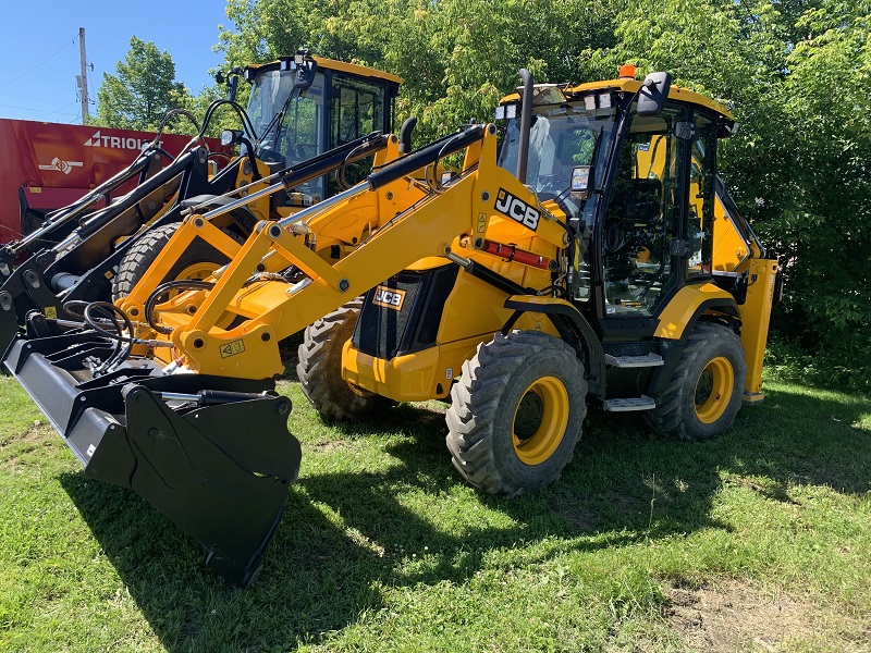 2022 JCB 3CX COMPACT PLUS TRACTOR LOADER BACKHOE***1.99% FOR 48 MONTHS OAC***