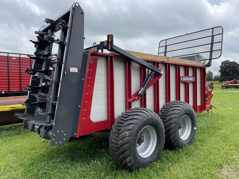 2023 HAGEDORN 5440V MANURE SPREADER