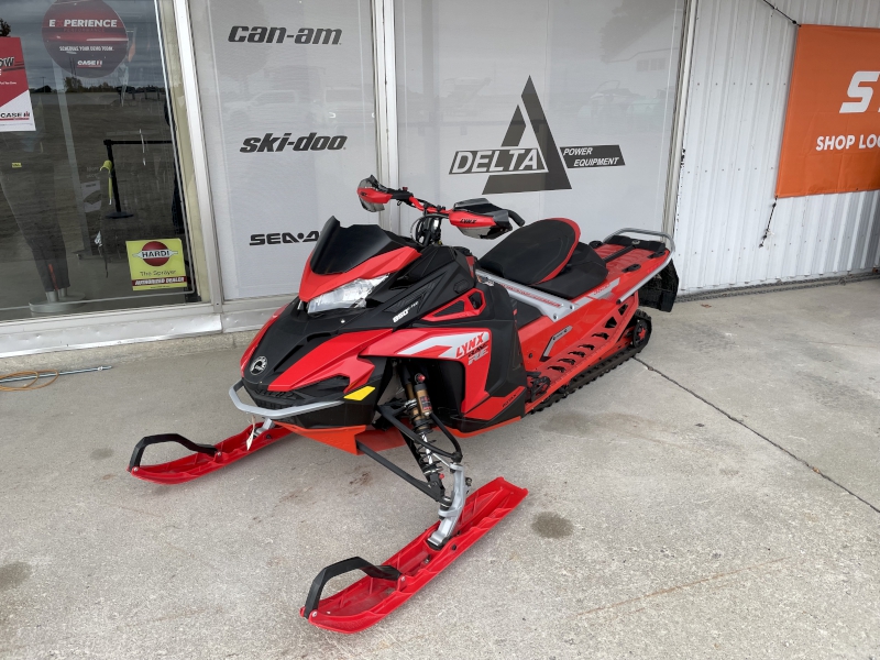 Snowmobiles  2022 LYNX RAVE RE 850 E-TEC SNOWMOBILE Photo