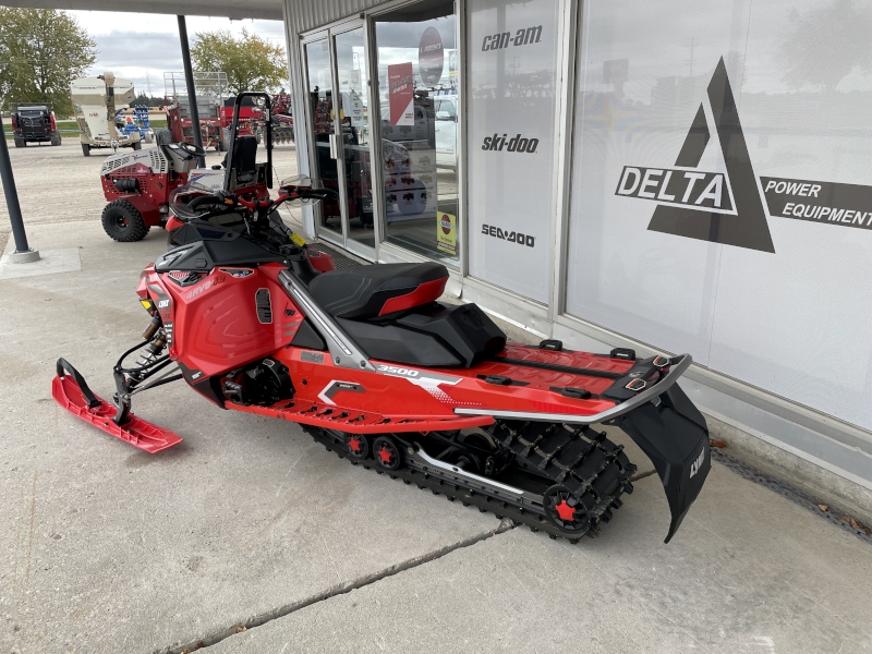 Snowmobiles  2023 LYNX RAVE RE 850 E-TEC SNOWMOBILE Photo