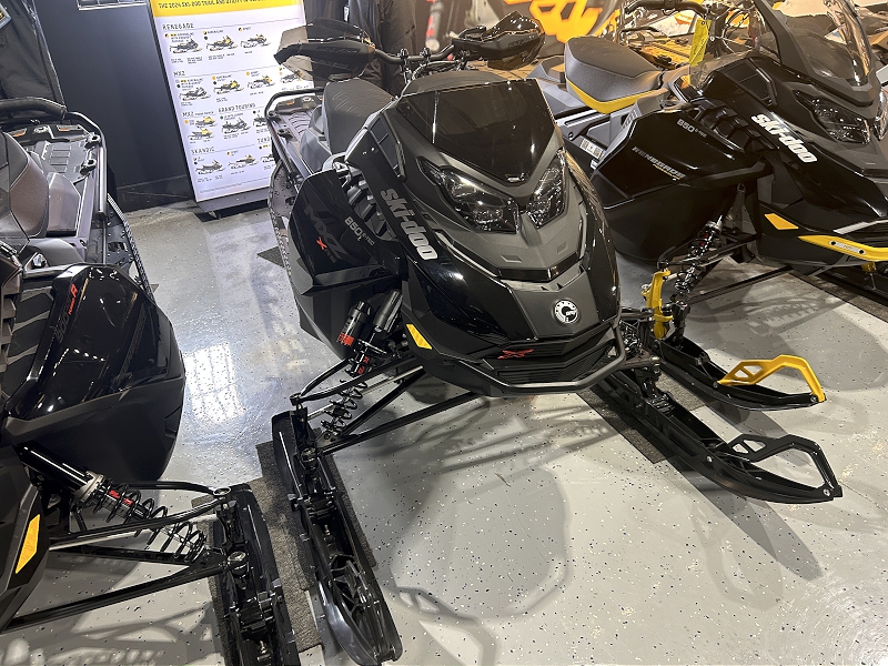 Snowmobiles  2024 SKI-DOO MXZ X-RS 850 E-TEC SNOWMOBILE WITH SMART-SHOX AND 10.25 TOUCHSCREEN Photo