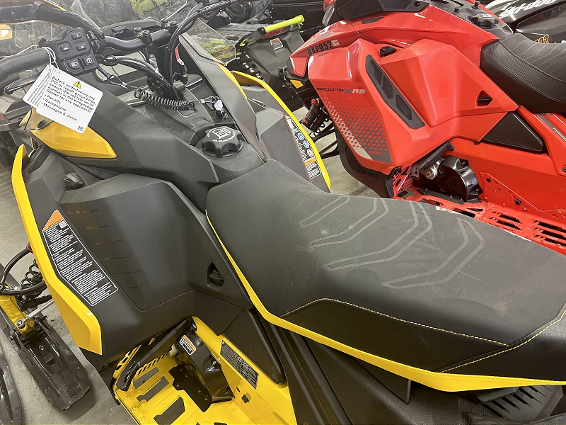 Snowmobiles  2024 SKI-DOO MXZ X 600 E-TEC SNOWMOBILE Photo