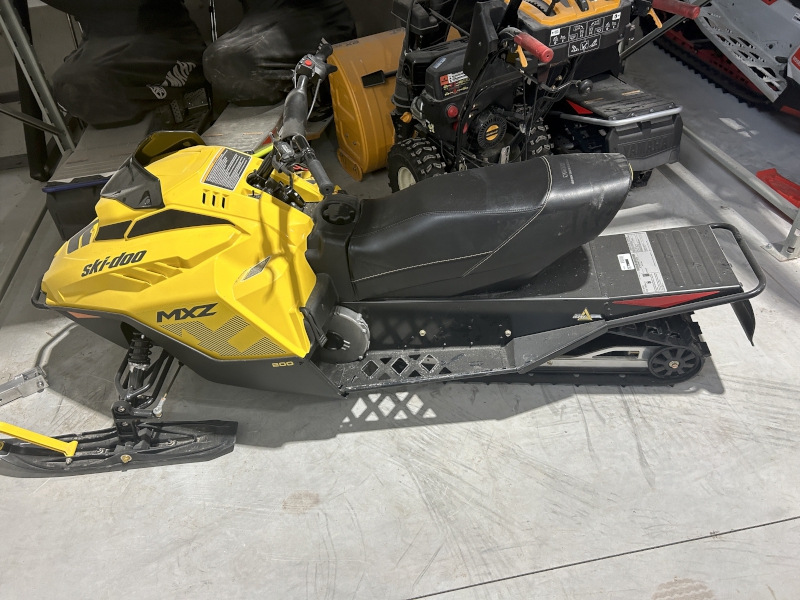 Snowmobiles  2024 SKI-DOO MXZ 200 YOUTH SNOWMOBILE Photo