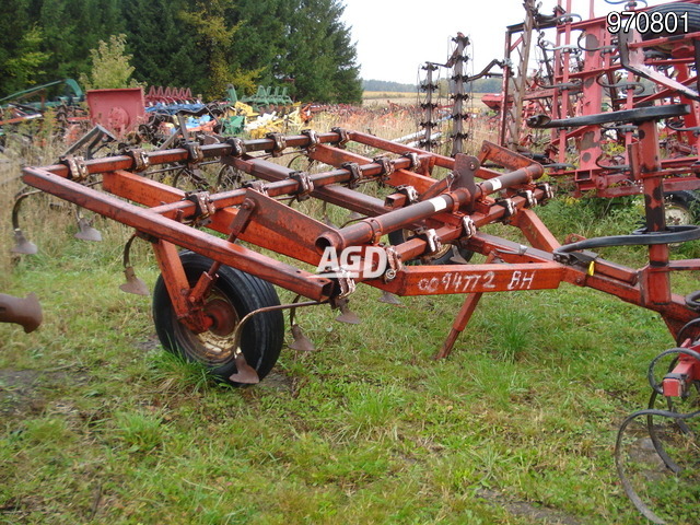 Tillage - Cultivators  Wil Rich Cultivator Photo