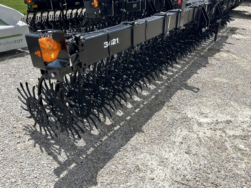 2024 YETTER 3421 ROTARY HOE