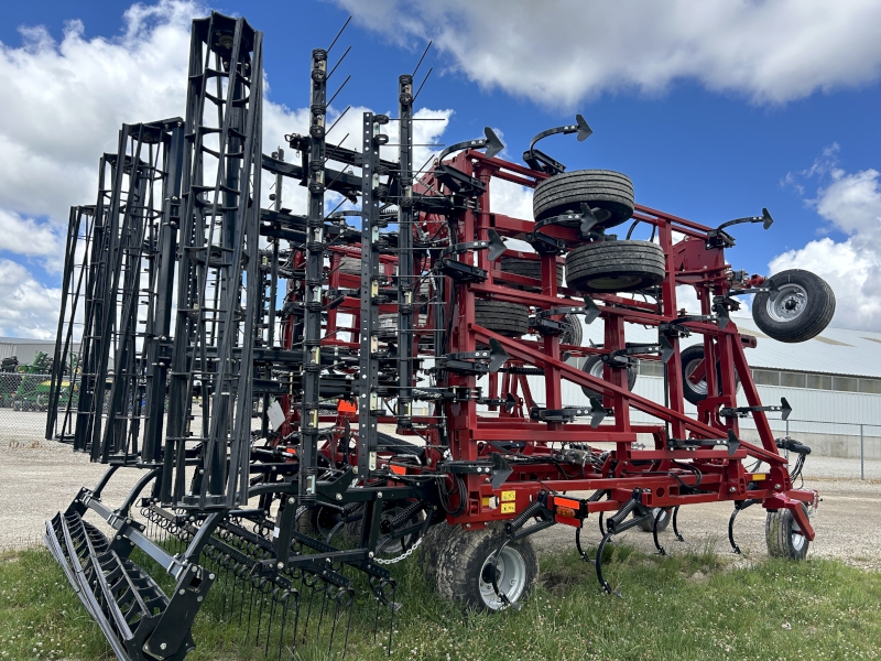 2024 CASE IH TIGER MATE 255 CULTIVATOR