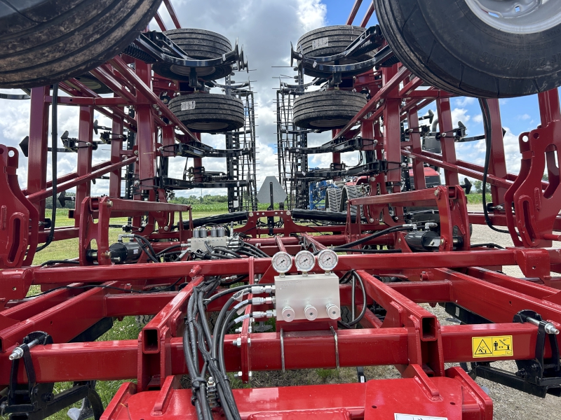 2024 CASE IH TIGER MATE 255 CULTIVATOR