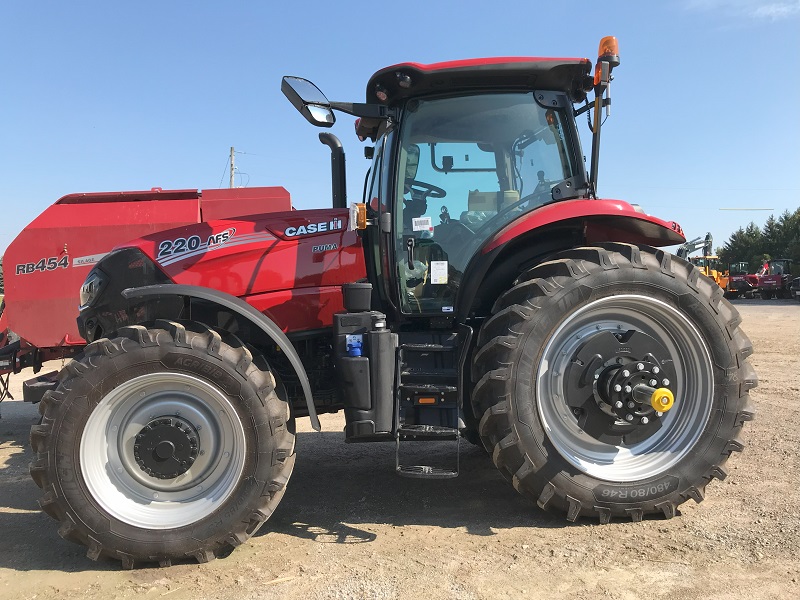 2023 CASE IH PUMA 220 CVXDRIVE TRACTOR