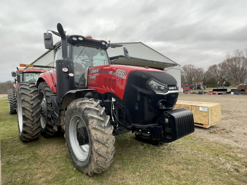 2024 CASE IH MAGNUM 220 CVT AFS TRACTOR