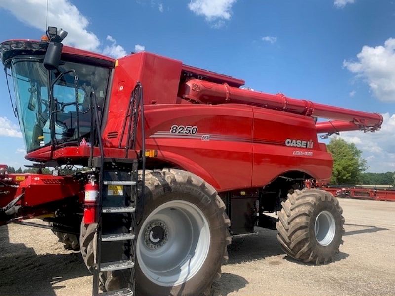 2024 CASE IH 8250 AXIAL-FLOW COMBINE