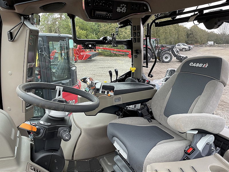 2024 CASE IH VESTRUM 130 ACTIVEDIVE 8 TRACTOR