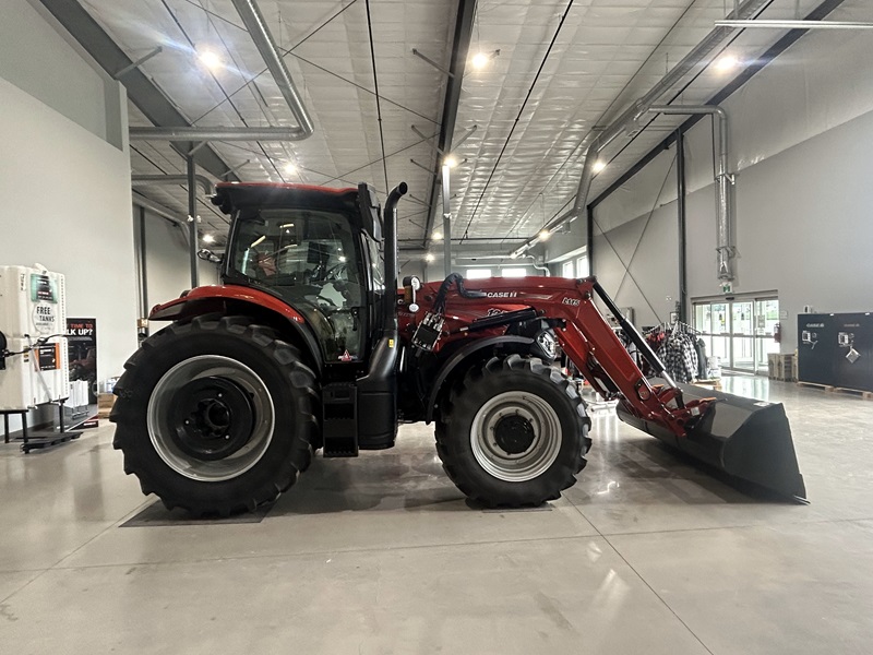 2024 CASE IH MAXXUM 135 CVXDIRVE 8 TRACTOR