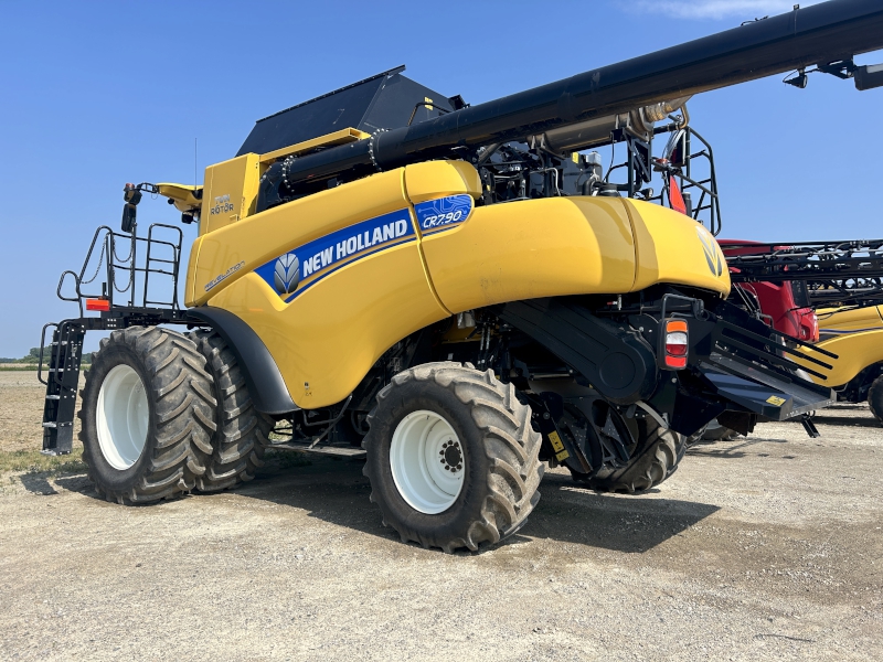 2022 NEW HOLLAND CR7.90 COMBINE***12 MONTH INTEREST WAIVER***