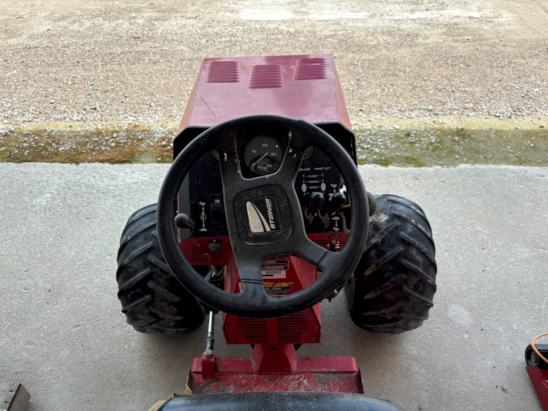 STEINER 430MAX COMPACT 4WD TRACTOR