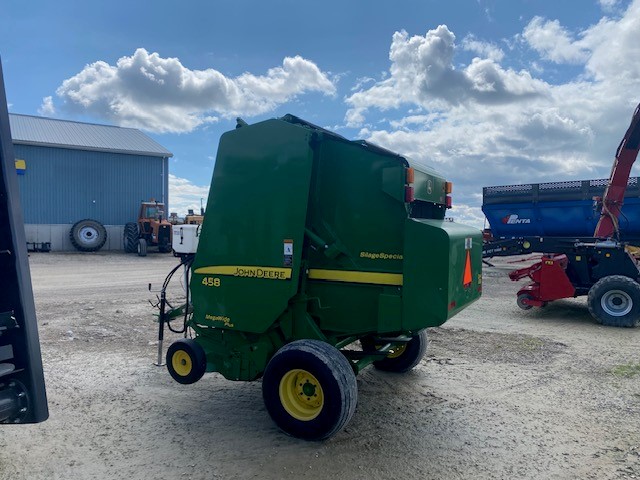 2010 JOHN DEERE 458 SILAGE SPECIAL ROUND BALER