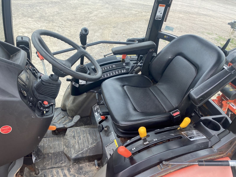 2017 KUBOTA B2650 TRACTOR WITH LOADER AND BACKHOE***1.99% FOR 48 MONTHS OAC***