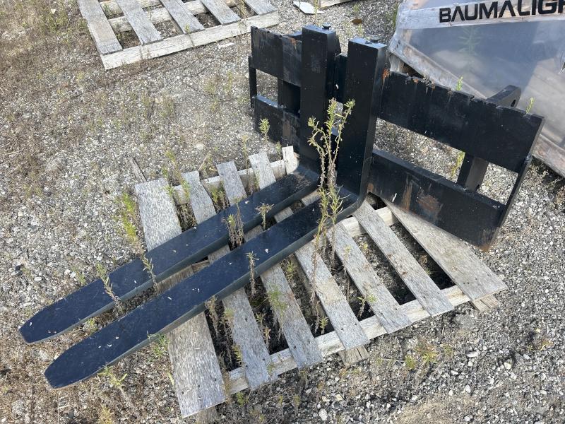 2023 YANMAR CLASS 3 PALLET FORKS