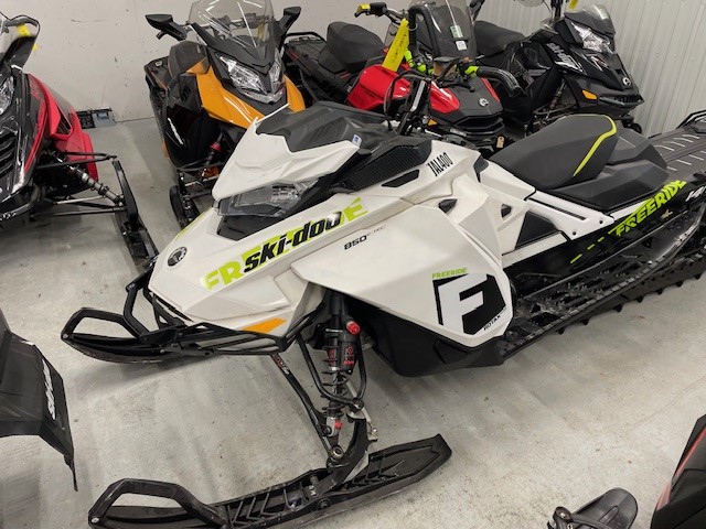 Snowmobiles  2018 SKI-DOO FREERIDE 850 E-TEC SNOWMOBILE Photo