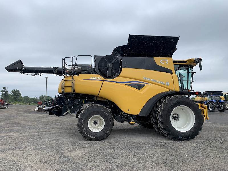 2024 NEW HOLLAND CR8.90 COMBINE