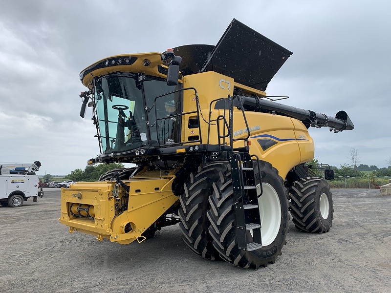 2024 NEW HOLLAND CR8.90 COMBINE