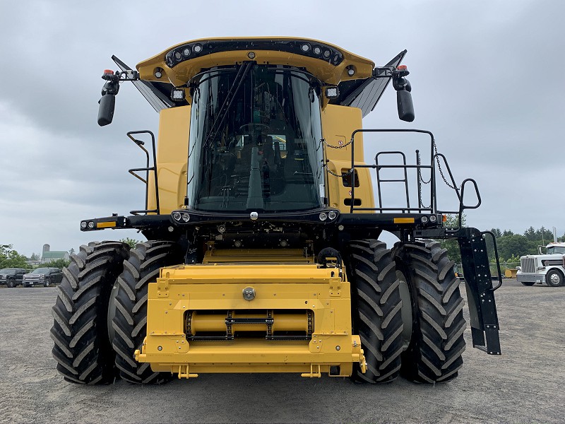 2024 NEW HOLLAND CR8.90 COMBINE