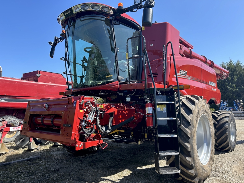 2024 CASE IH 9250 AXIAL-FLOW COMBINE