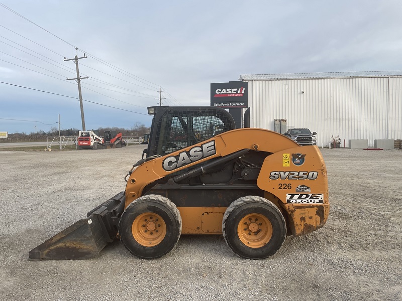 2015 CASE SV250 SKID STEER LOADER