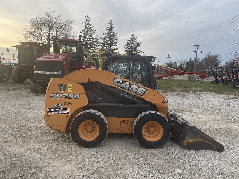 2015 CASE SV250 SKID STEER LOADER