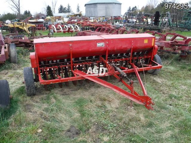 Planting  Massey Ferguson 33 Drill Photo