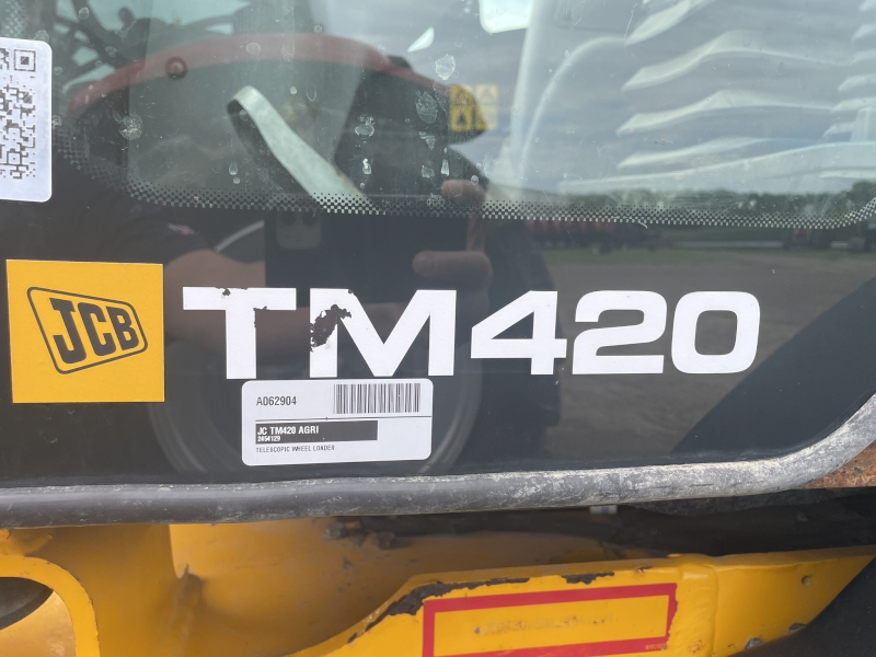 2019 JCB TM420 AGRI TELESCOPIC WHEEL LOADER***3.99% FOR 48 MONTHS OAC***