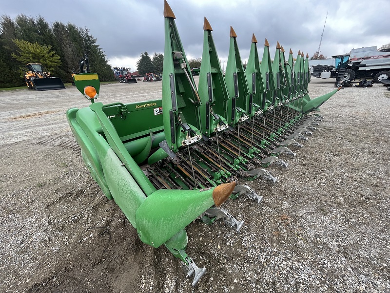 2011 JOHN DEERE 612C CORN HEAD