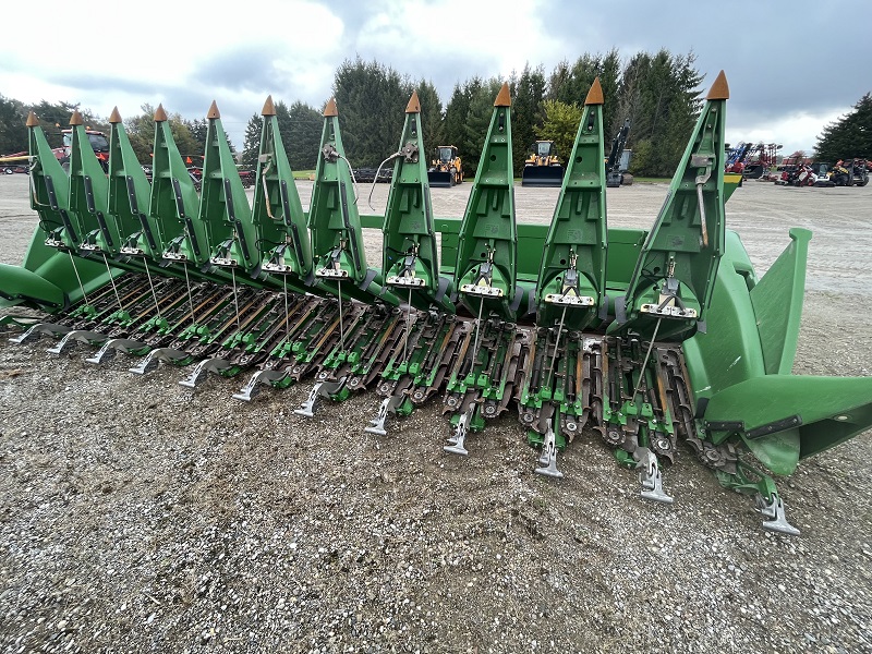 2011 JOHN DEERE 612C CORN HEAD