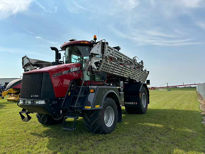 2022 CASE IH TITAN 4540 FLOATER W/1030 AIR BOOM DRY APPLICATOR