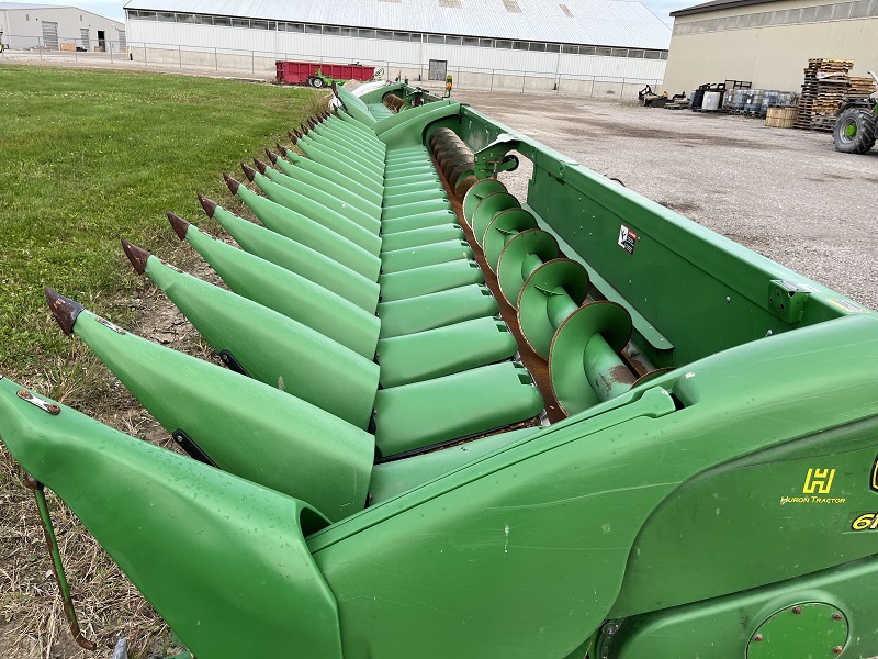 2014 JOHN DEERE 618C CORN HEAD