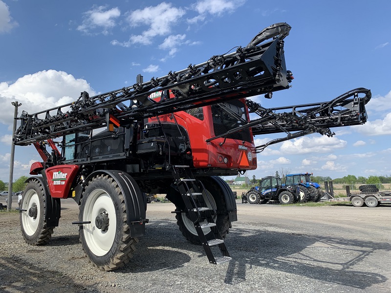 2024 MILLER NITRO 7310 FRONT BOOM SELF-PROPELLED SPRAYER