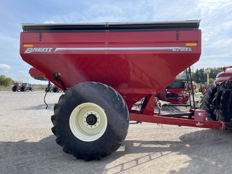 2024 BRENT 678XL CORNER AUGER GRAIN CART