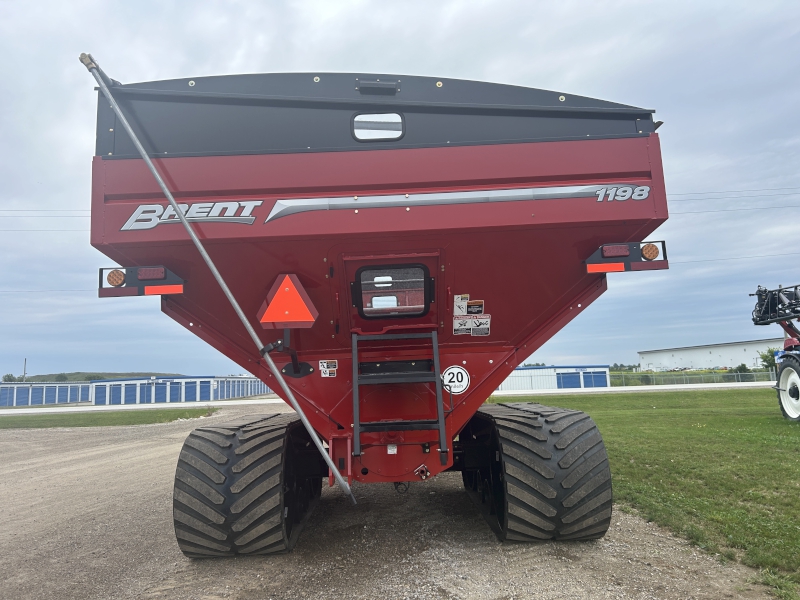 2024 BRENT 1198 DUAL-AUGER GRAIN CART (RED)