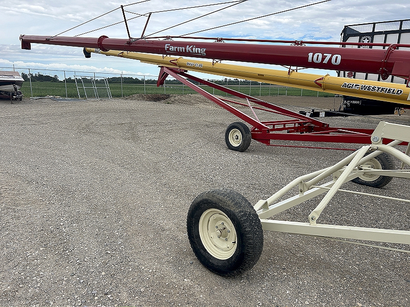 2017 FARM KING 1070 GRAIN AUGER