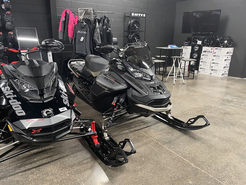 Snowmobiles  2022 SKI-DOO MACH Z SNOWMOBILE Photo