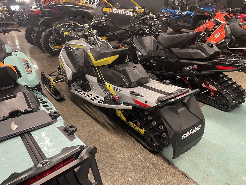 Snowmobiles  2018 SKI-DOO MXZ XRS 850 E-TEC SNOWMOBILE Photo