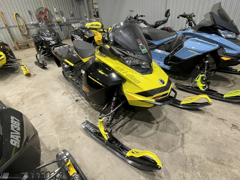 2022 SKI-DOO RENEGADE X 850 E-TEC SNOWMOBILE