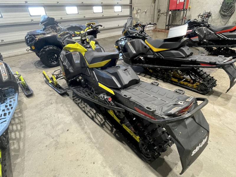 Snowmobiles  2022 SKI-DOO RENEGADE X 850 E-TEC SNOWMOBILE Photo