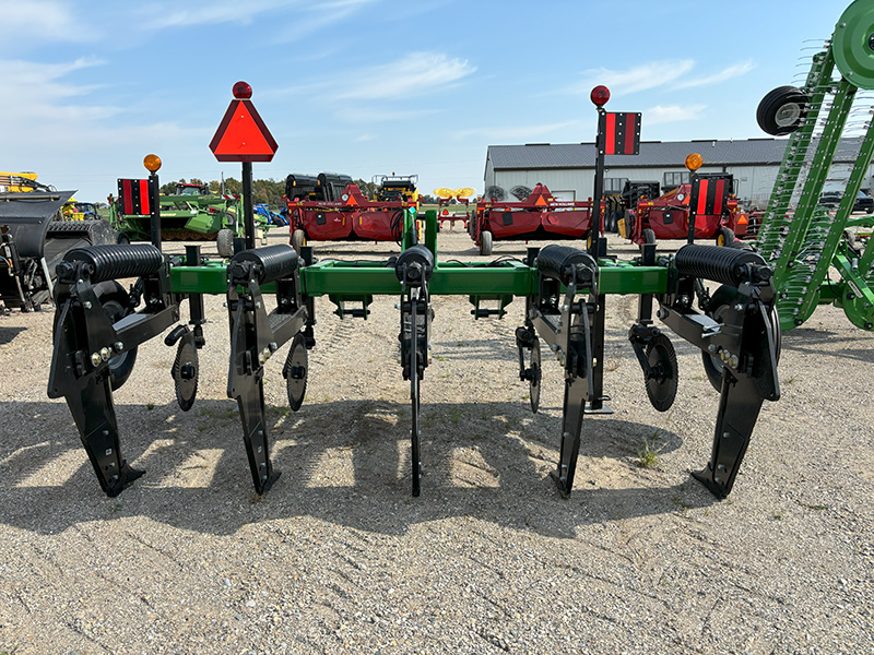 2024 UNVERFERTH 122 ZONE BUILDER DEEP TILLAGE TOOL (SUBSOILER)