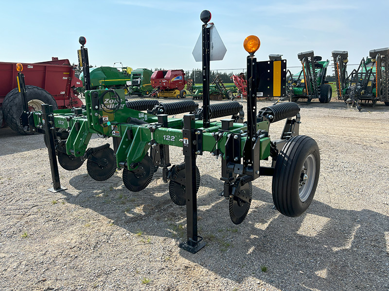 2024 UNVERFERTH 122 ZONE BUILDER DEEP TILLAGE TOOL (SUBSOILER)